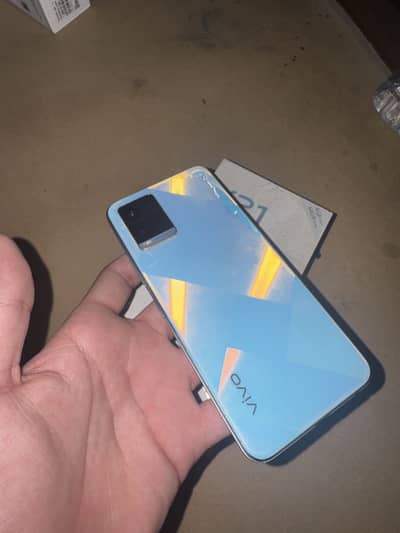 Vivo Y21