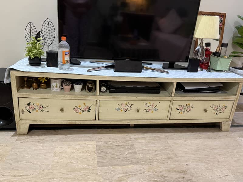 Tv Console table 0