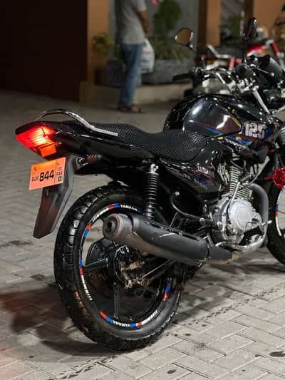 Yamaha YBR 125 G 2022 MODEL