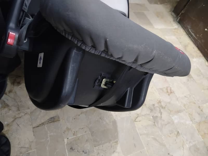 Carrycot (wheeler) 4