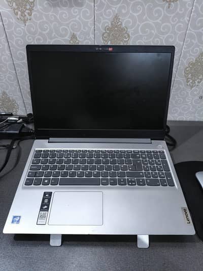 Lenovo ideapad 3