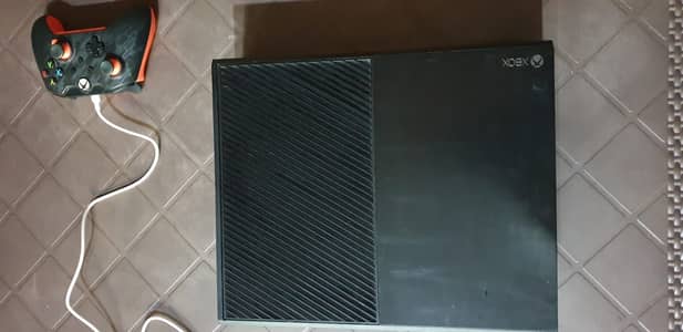 Xbox one 10/10 condition with controller contact nmbr 03445970557