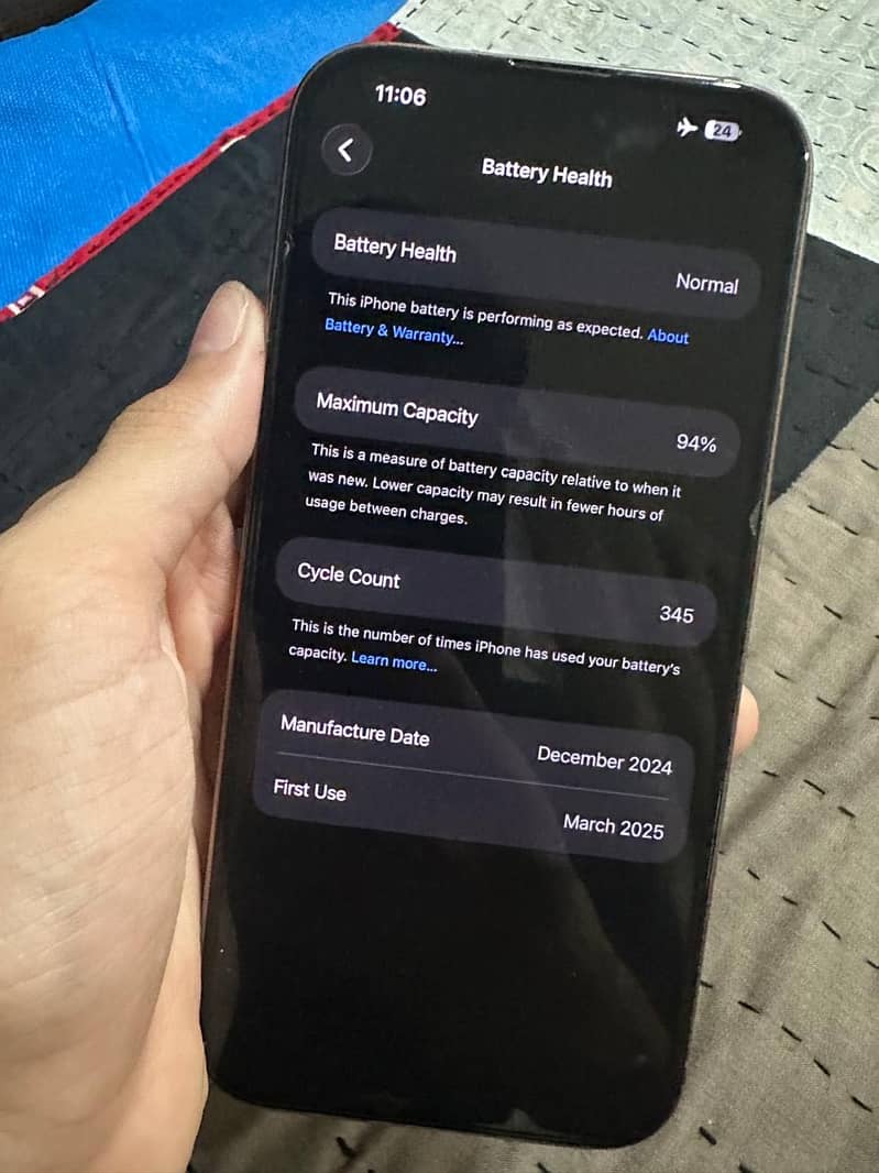 Apple iPhone 16 Pro Max 6