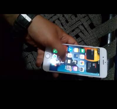 Apple iPhone 6S