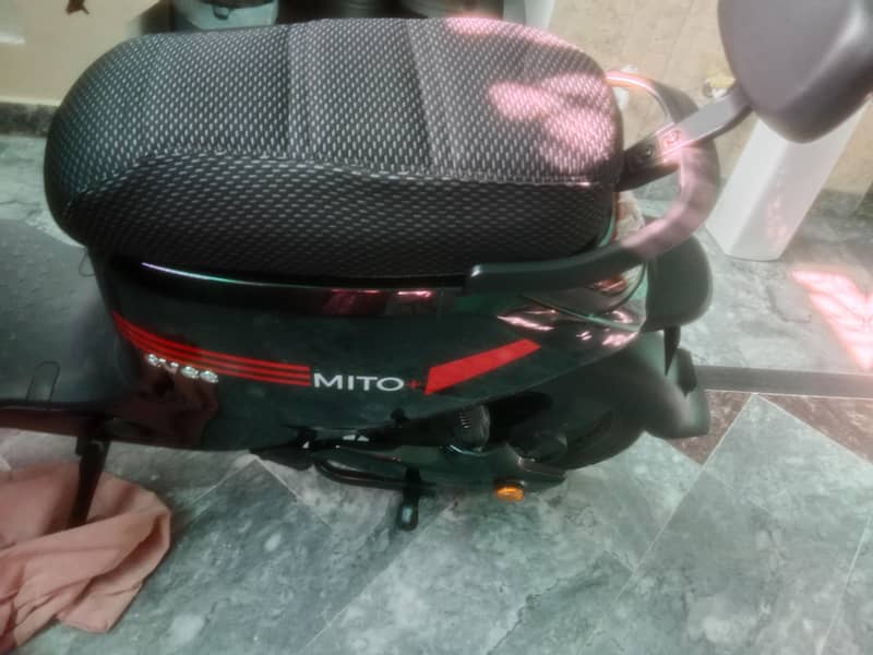 scooty 4