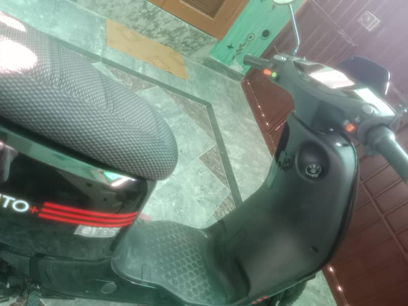 scooty 5