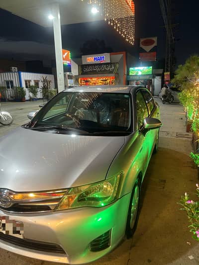 Toyota Corolla Axio 2014