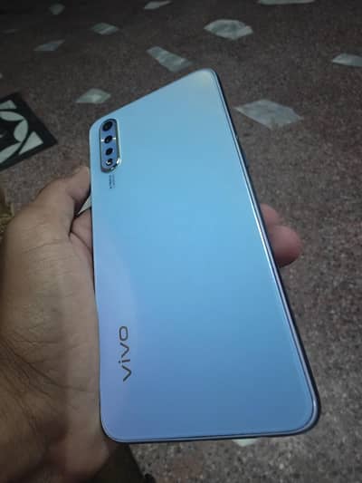 Vivo S1