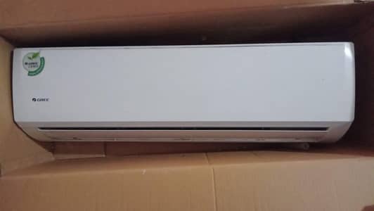 Gree 1.5ton ac (non inverter)