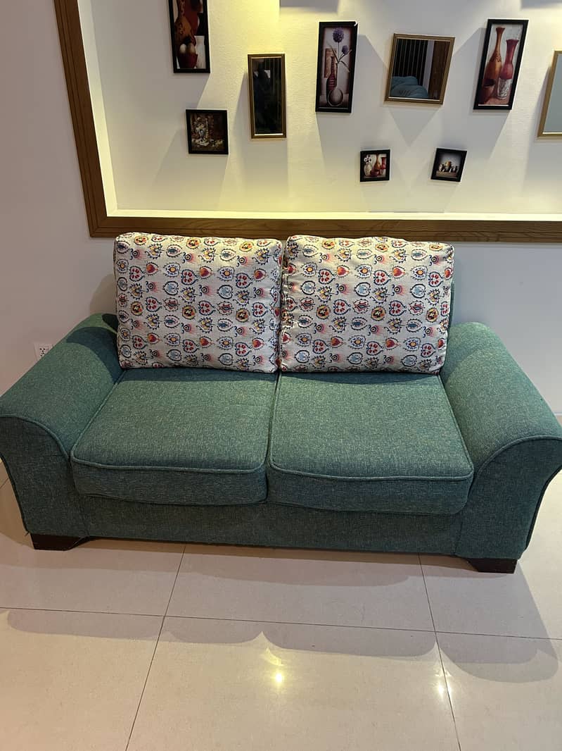 6 seater sofa 0