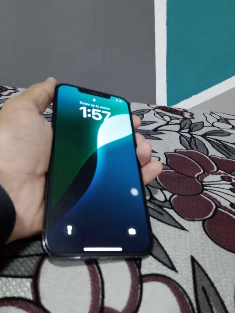 Apple iPhone 12 Pro Max 4