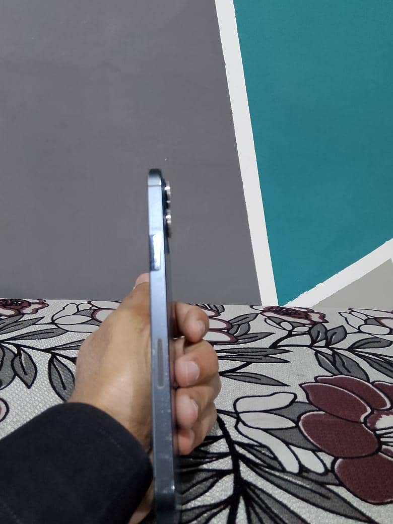 Apple iPhone 12 Pro Max 6