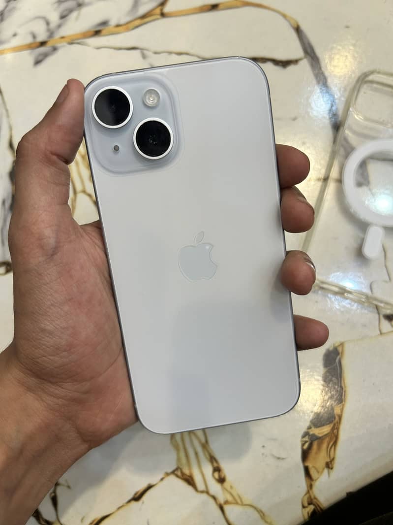 Apple iPhone 15 0