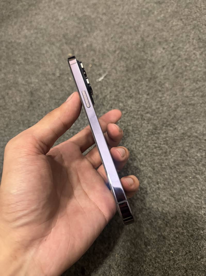 Apple iPhone 14 Pro Max 4