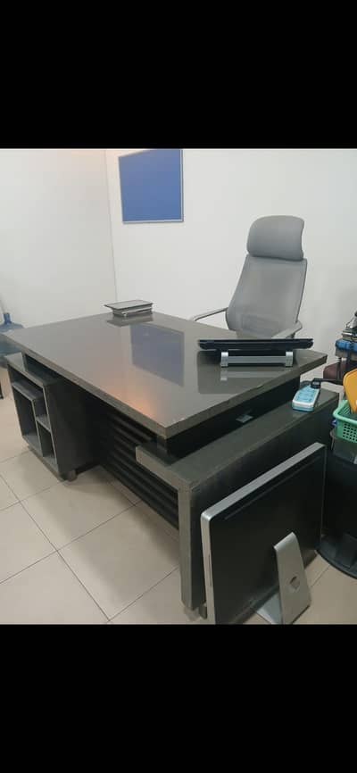 Executive Office Table for Sale, Latest Design