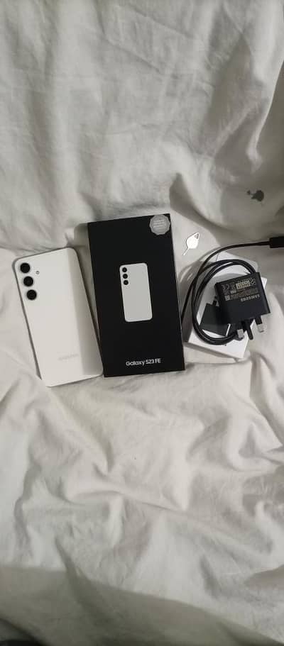 Samsung Mobile S23 FE
