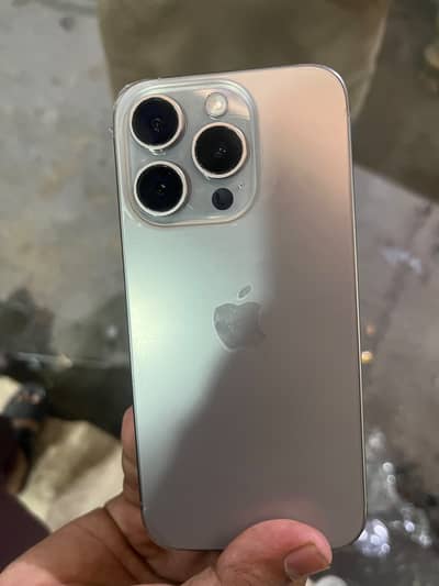 Apple iPhone 15 Pro