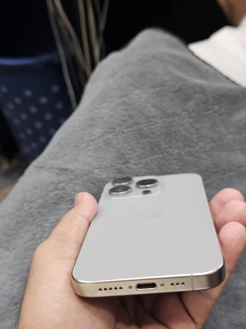 Iphone 15 Pro Jv 4