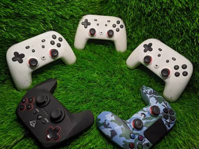 Lot of 5 Gaming Controllers - Google Stadia, PS4 Camo & PC Gamepads