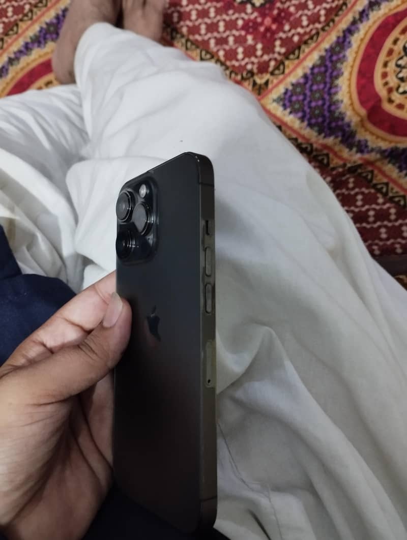 Apple iPhone 13 Pro 3