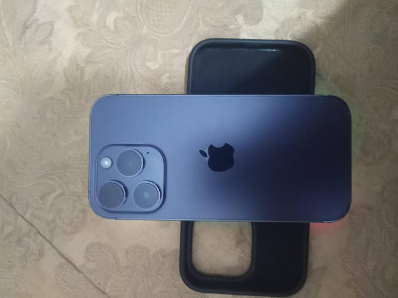 Apple iPhone 14 Pro 0