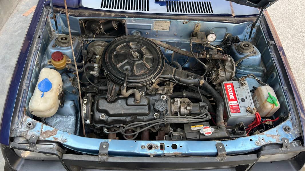 Suzuki Swift 1985 8