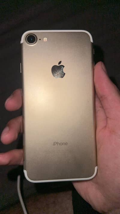 Apple iPhone 7
