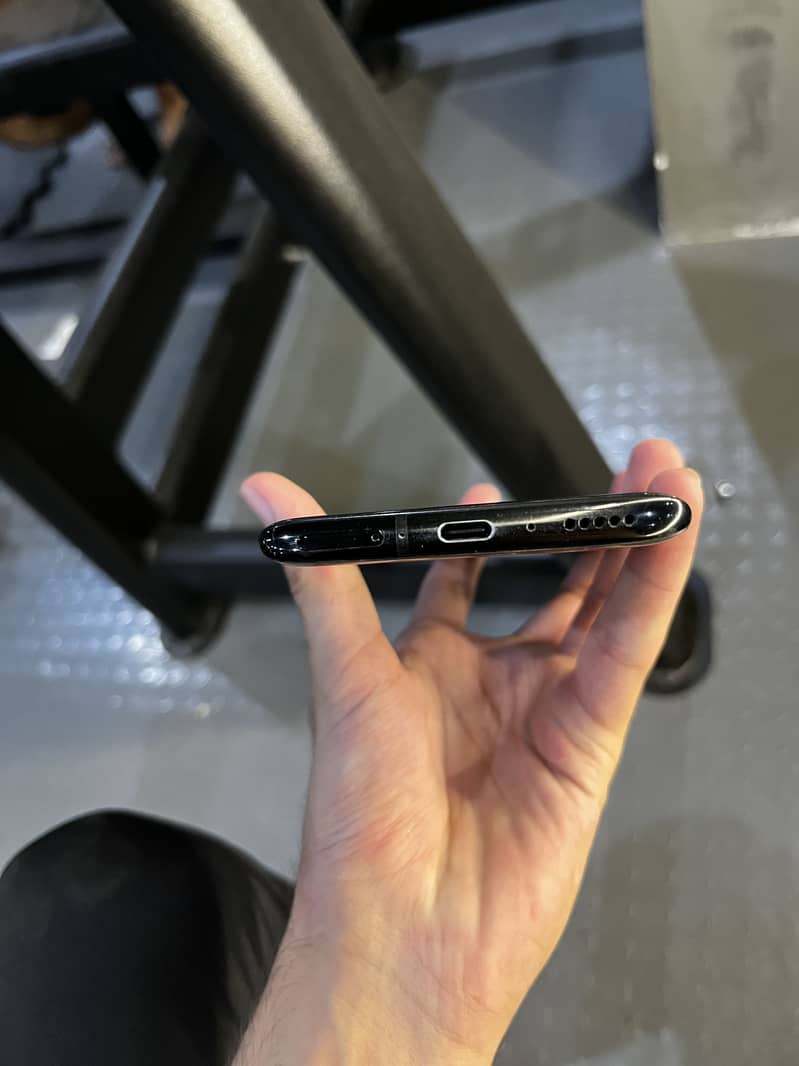 One Plus 7t pro macleran 5G 3