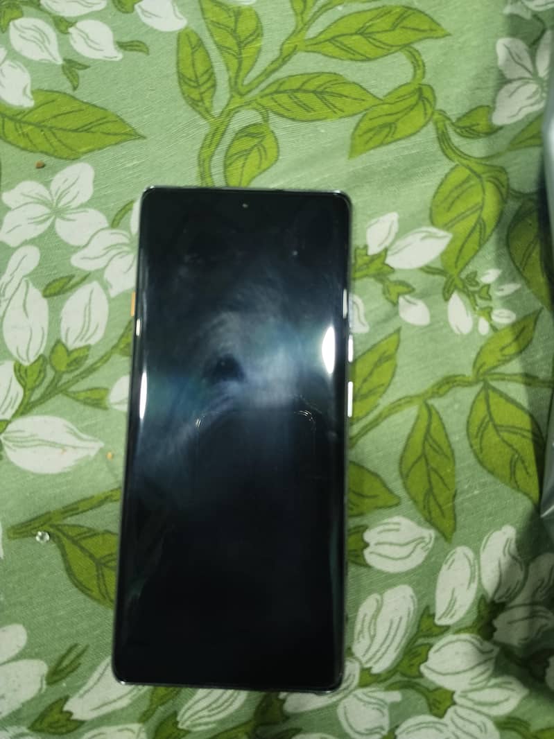 Tecno CAMON 40 Pro 3