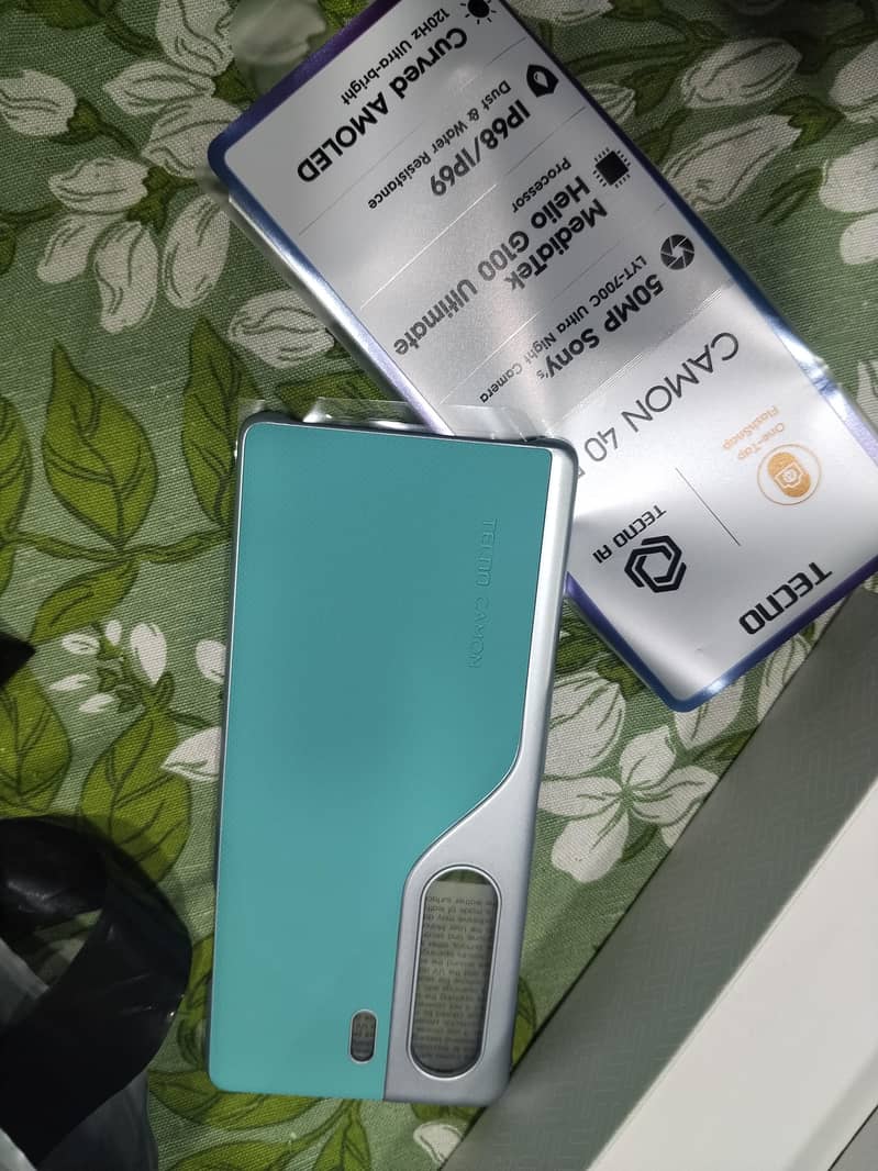 Tecno CAMON 40 Pro 6