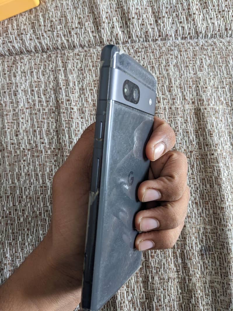 Google Pixel 7a 3