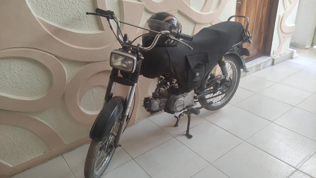 Unique 70cc good condition 1