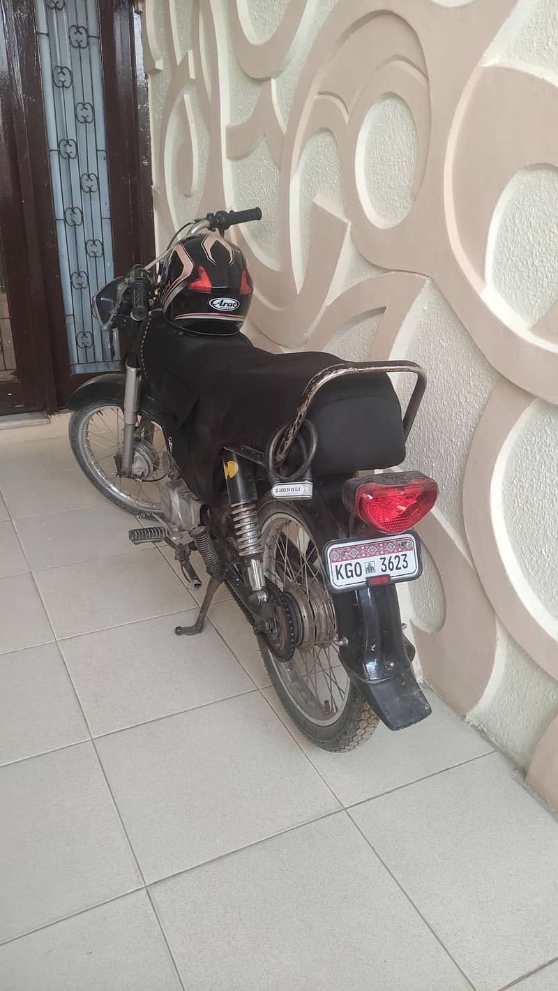 Unique 70cc good condition 2