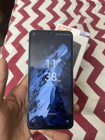 Itel 23/8+8/128 condition 10/10 with box