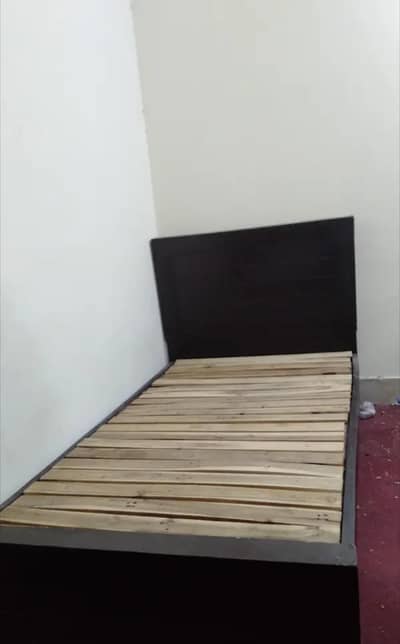 2 single bed with metreeses
