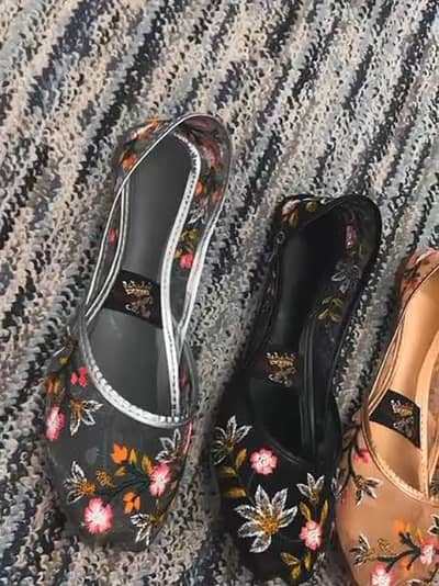 New Trending Net Embroidery Ladies Khussa