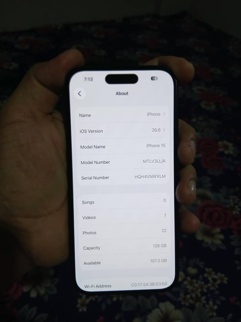 Apple iPhone 15 3