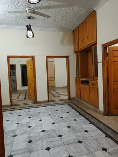 10 Marla 1st Floor For Rent Near to main road