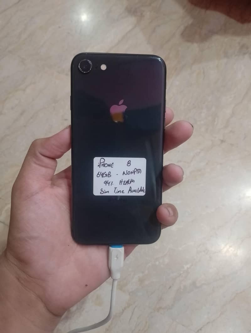 Apple iPhone 8 3
