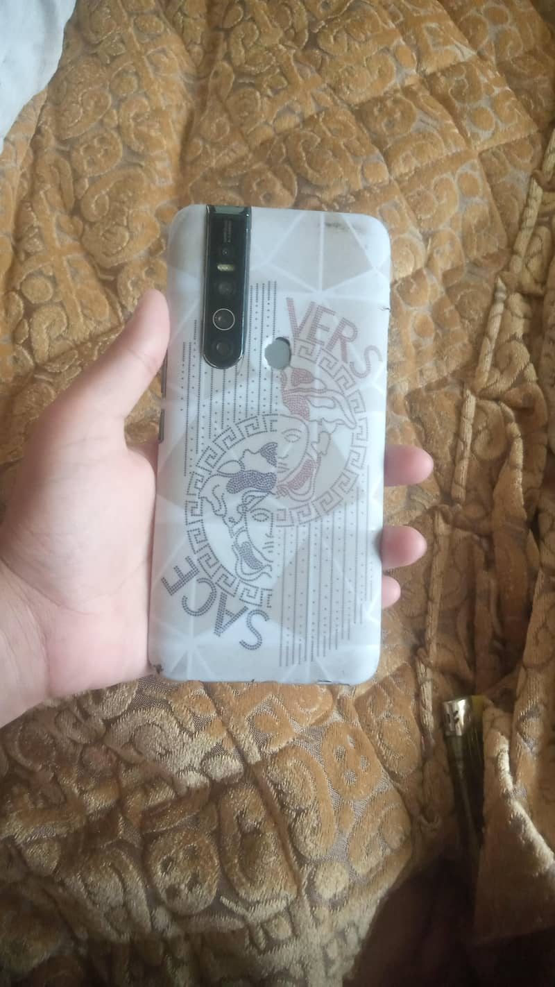 Tecno CAMON 15 Pro 0