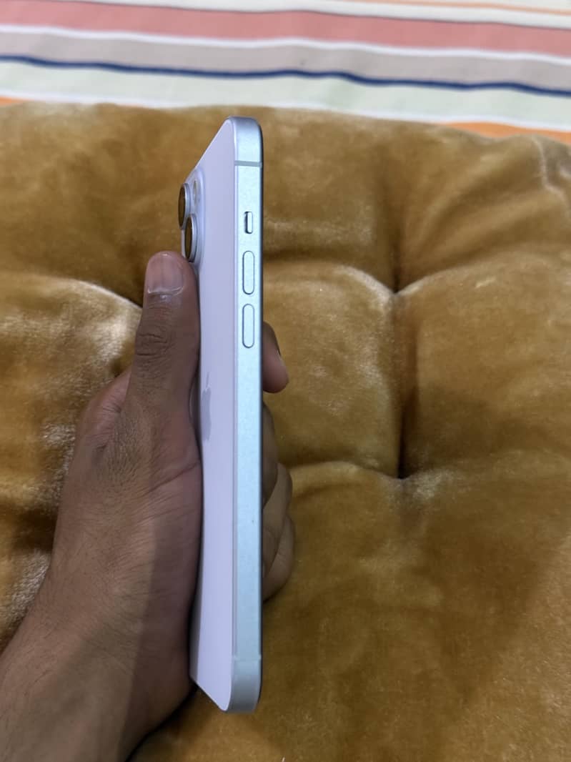 Apple iPhone 15 plus 5