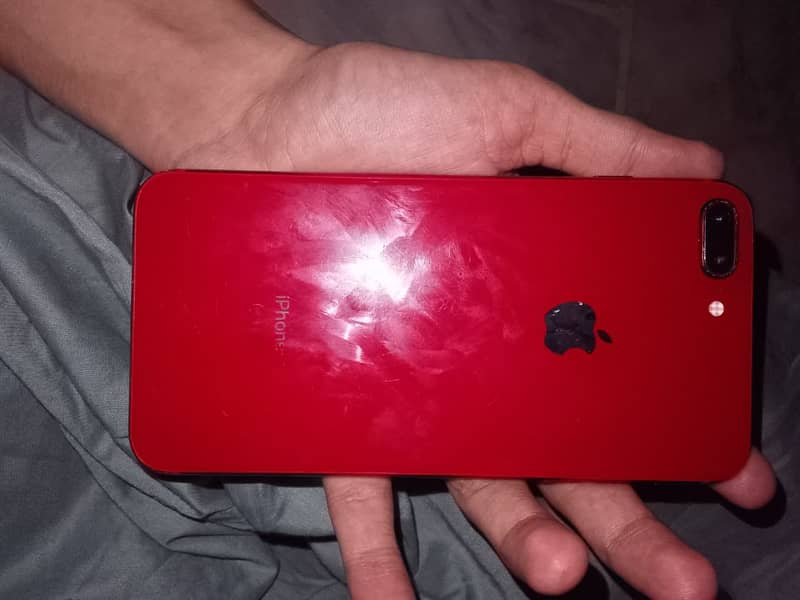 Apple iPhone 8 Plus 0