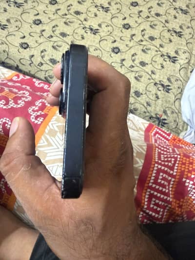Apple iPhone 14