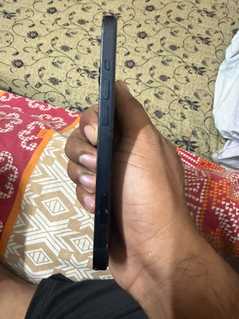 Apple iPhone 14 1
