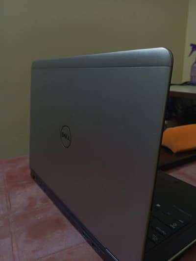 MOTHER BOARD DEAD LAPTOP 8/128gb