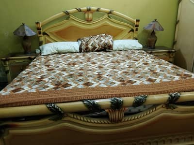 King side bed for urgent sale