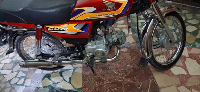Honda 70cc lush condition koi masla nahi ha all okay ha