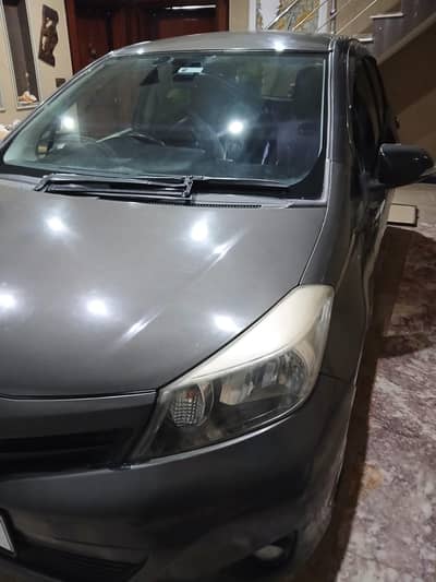 Toyota Vitz 2011