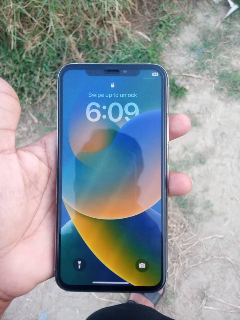 Apple iPhone X 0