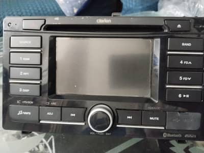 Toyota Corolla clarion stereo